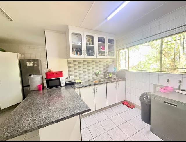 3 BEDROOM HOUSE FOR SALE IN VANDERBIJLPARK SE 4
